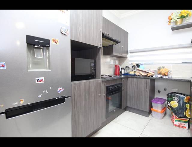 3 BEDROOM HOUSE FOR SALE IN THATCHFIELD